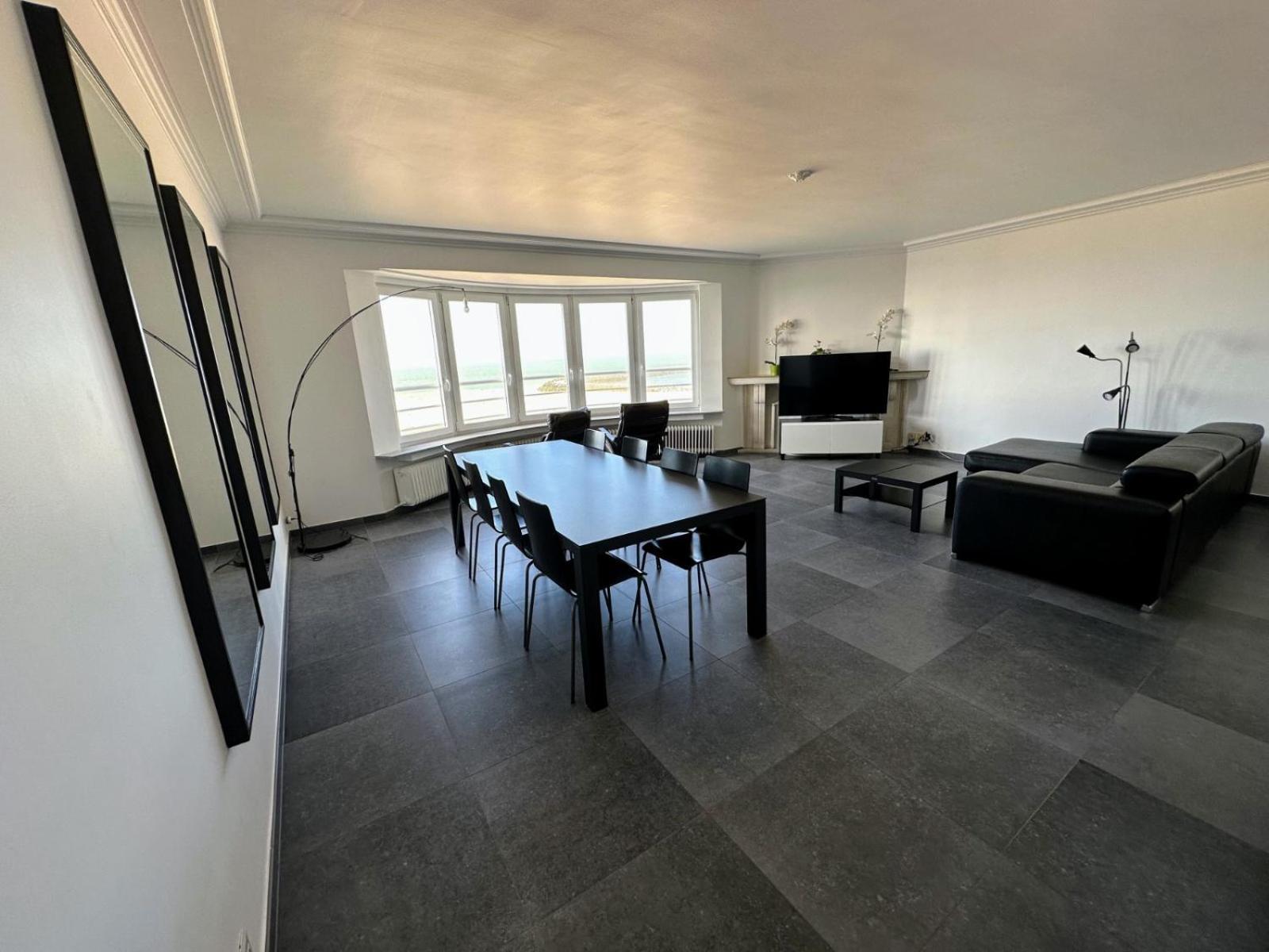 Apartment Zeezicht Majestic 6 *